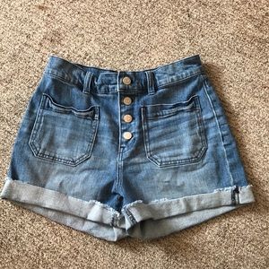 Madewell button front jean shorts